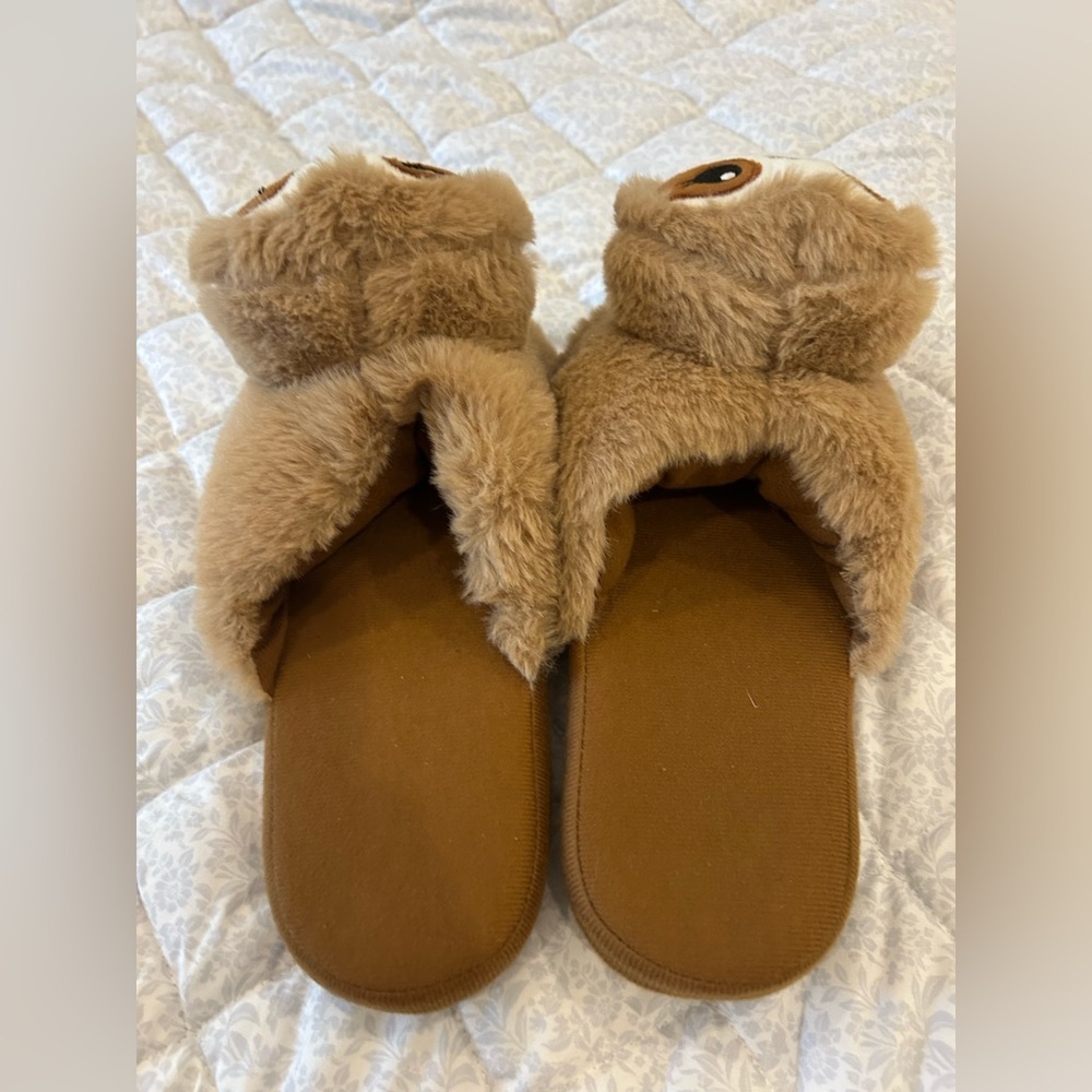 Cute Sloth Fuzzy Slippers new Women 6/7 - Picture 3 of 5